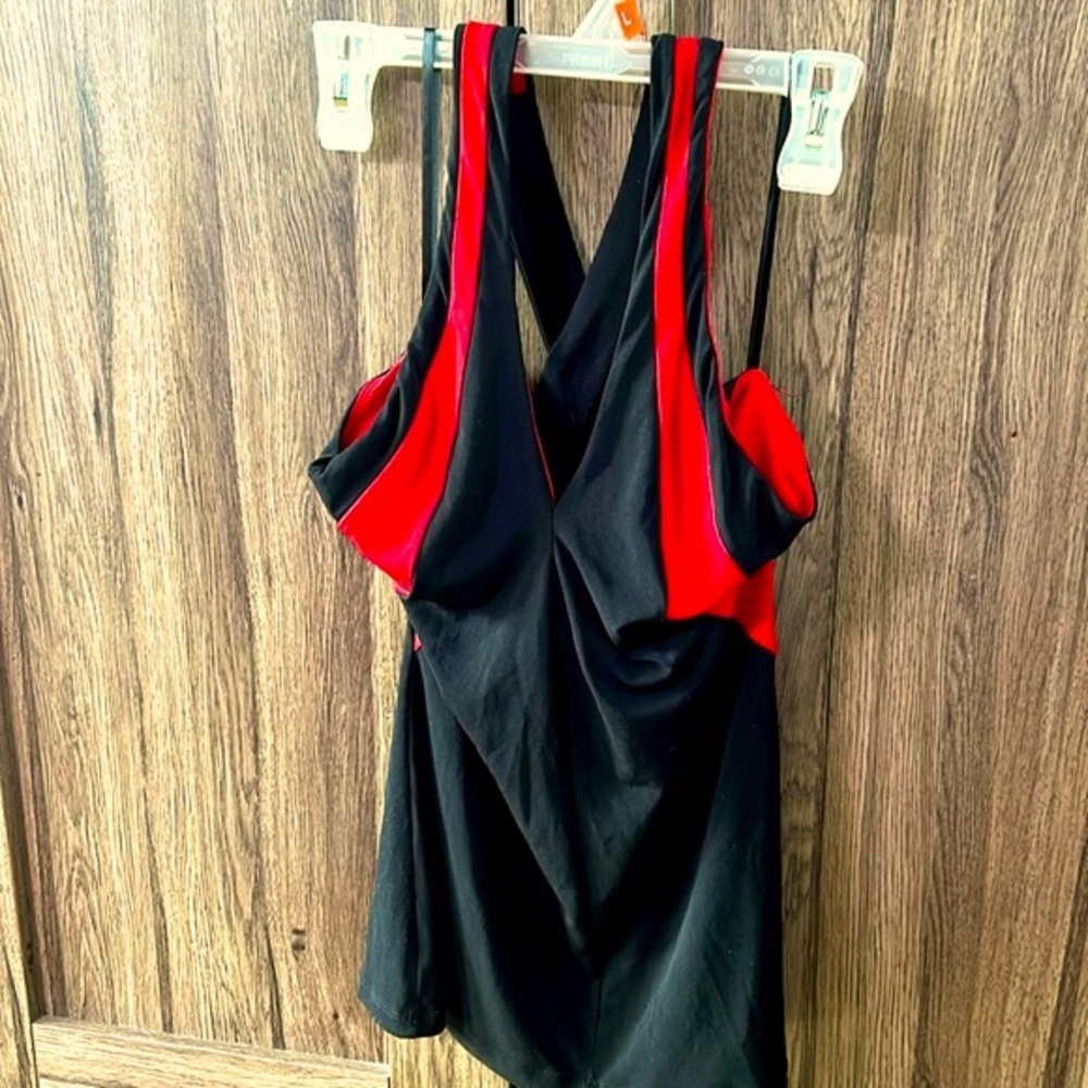 Criss Cross Back Smooth Shelf Bra Red Black Stretch Bodycon Tight Layer Large M